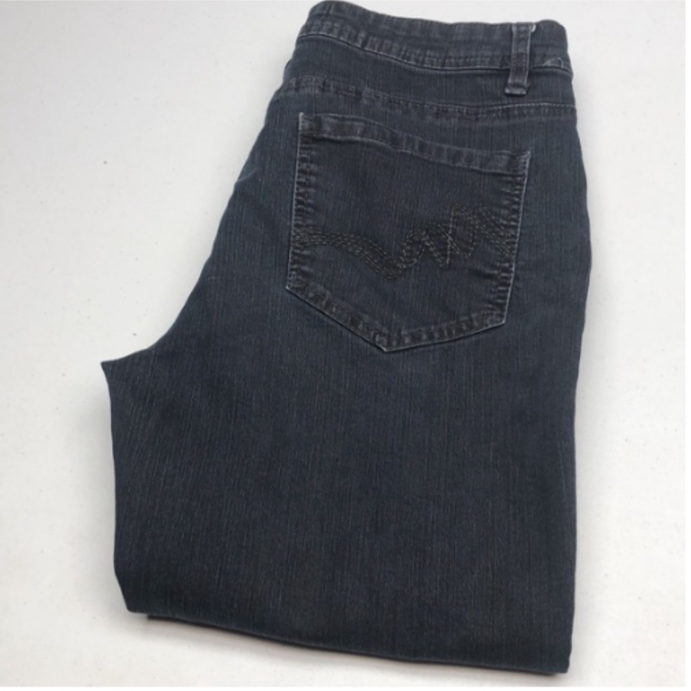VINTAGE SANTANA BLACKWASH BOOTCUT JEANS 12/31x29 ⭐️